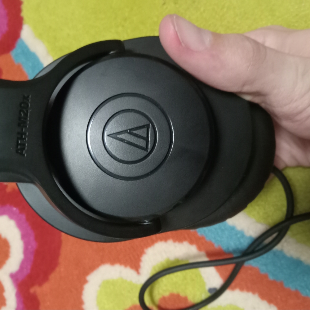 Microphone and Headphone Set - Picture 5 of 10